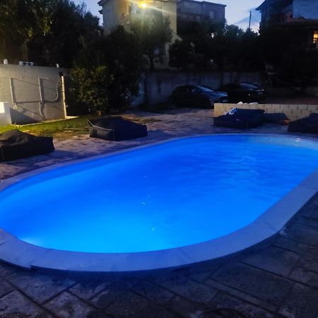 Summertime Apartments Chrani Exterior foto