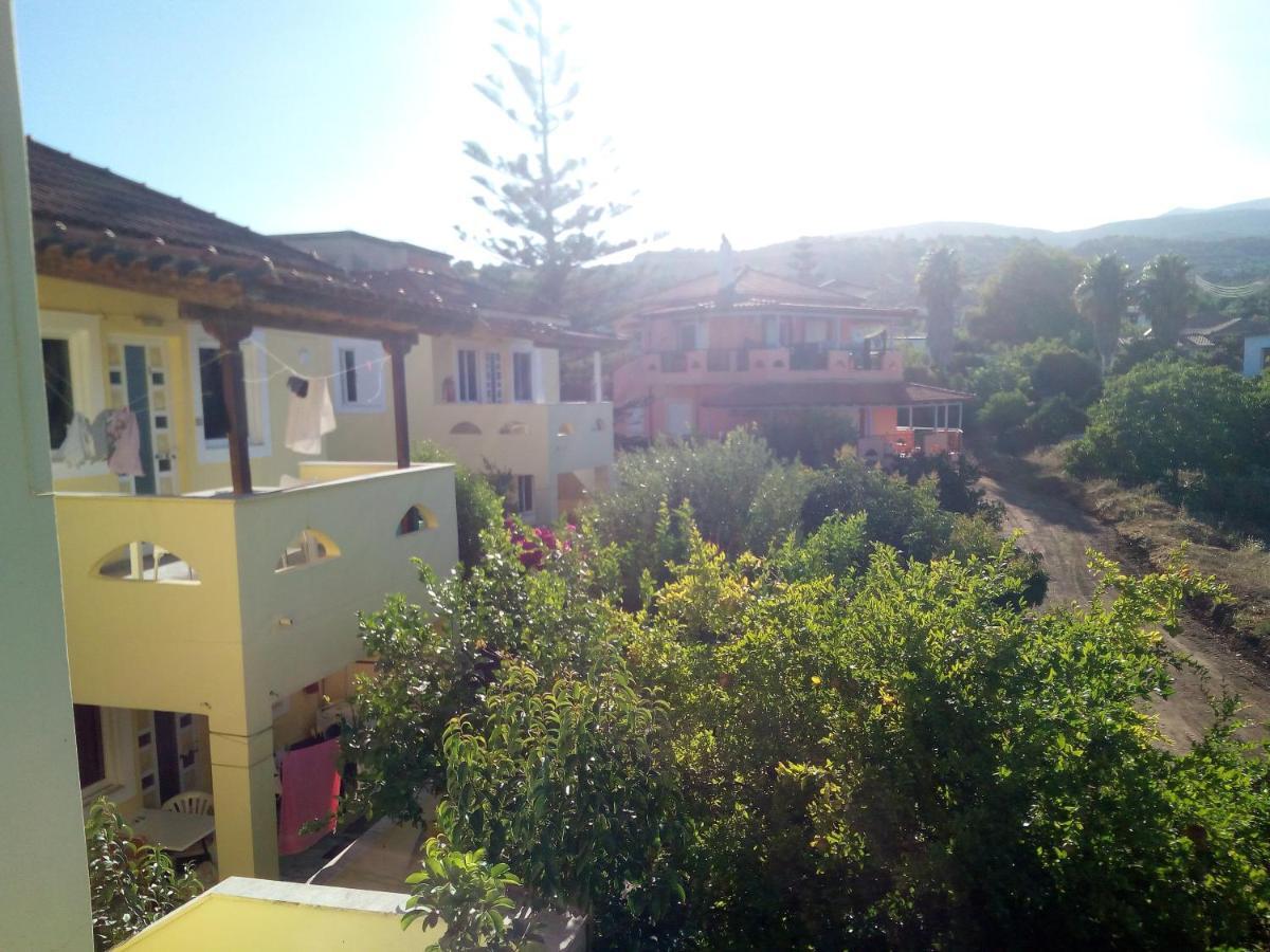 Summertime Apartments Chrani Exterior foto